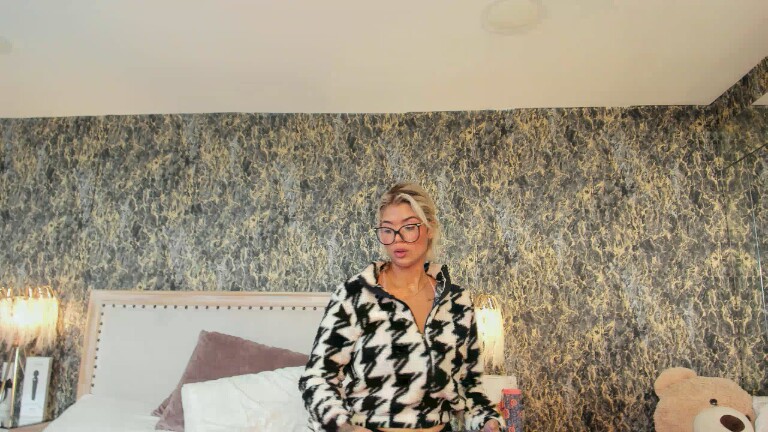 EviilAngel's Streamate show and profile