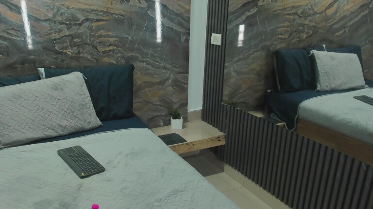 Greetchen's Streamate show and profile