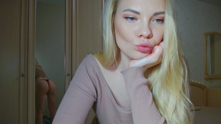 Tina_Candy's Streamate show and profile