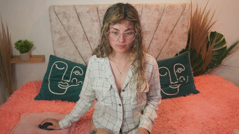 IamAbbi's Streamate show and profile