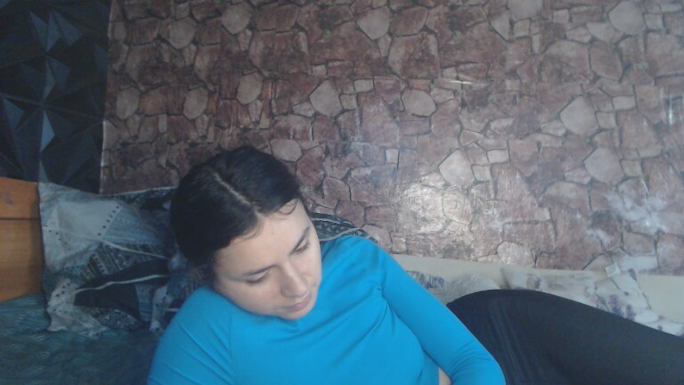 SELYINA's Streamate show and profile