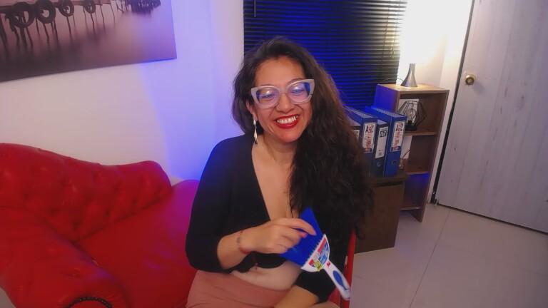 MIlfsslly's Streamate show and profile