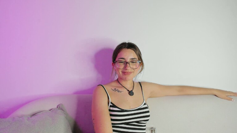 AuraRosse's Streamate show and profile