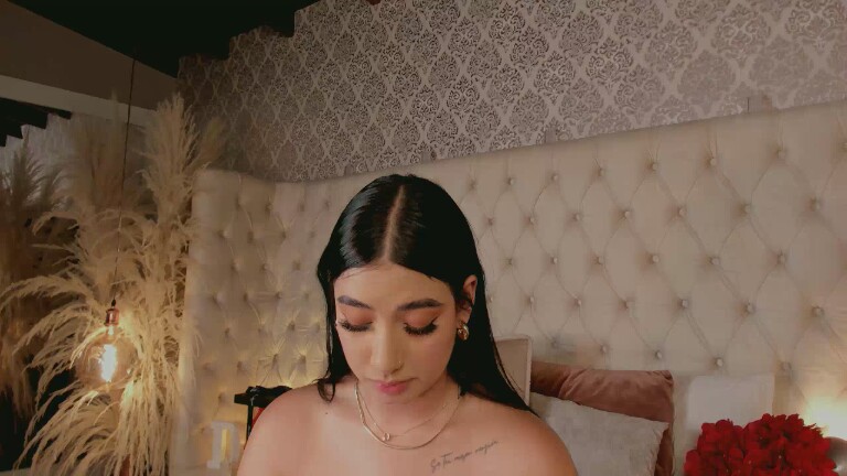 Dannah_Gomez's Streamate show and profile