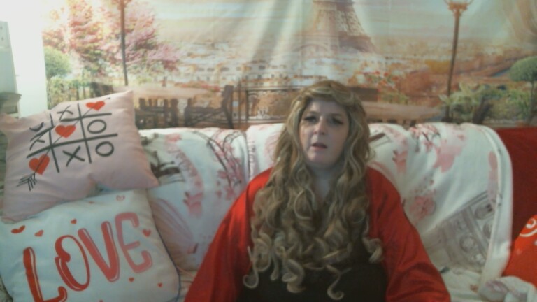 lovehollyann's Streamate show and profile