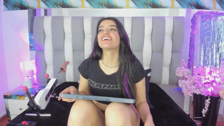 DiazIsa_s's Streamate show and profile