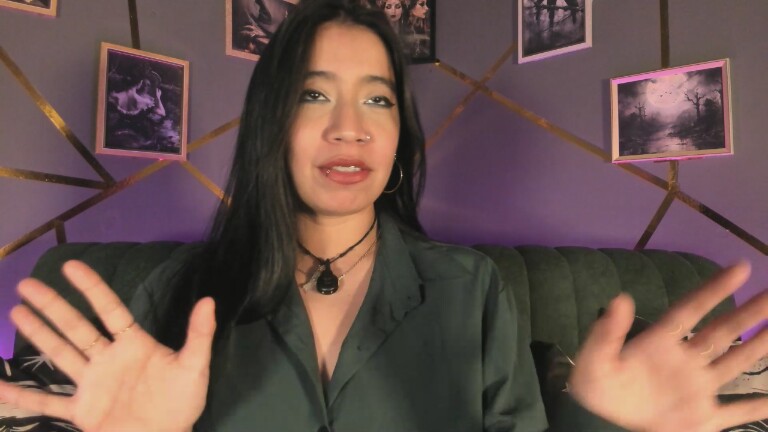 Bellax99's Streamate show and profile