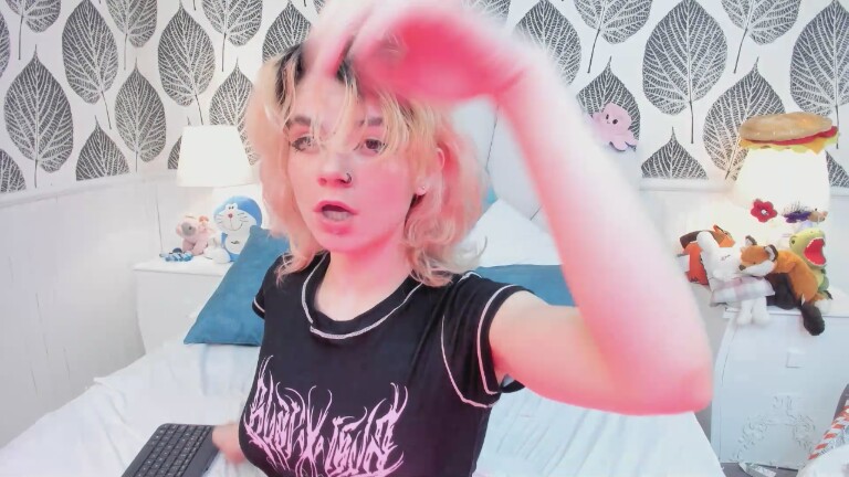 SarenIzumi's Streamate show and profile