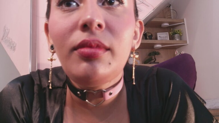 RavenPeachy's Streamate show and profile