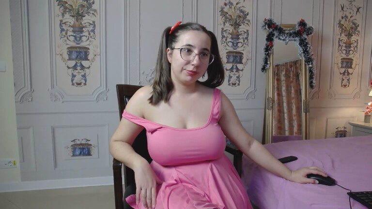 HAZELs's Streamate show and profile