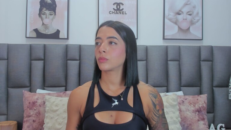 AmberrGreey's Streamate show and profile