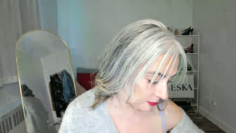 TheRealSeska's Streamate show and profile